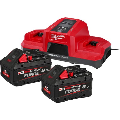 Lader og batteripakke MILWAUKEE 2x18 V 8,0 Ah Li-Ion